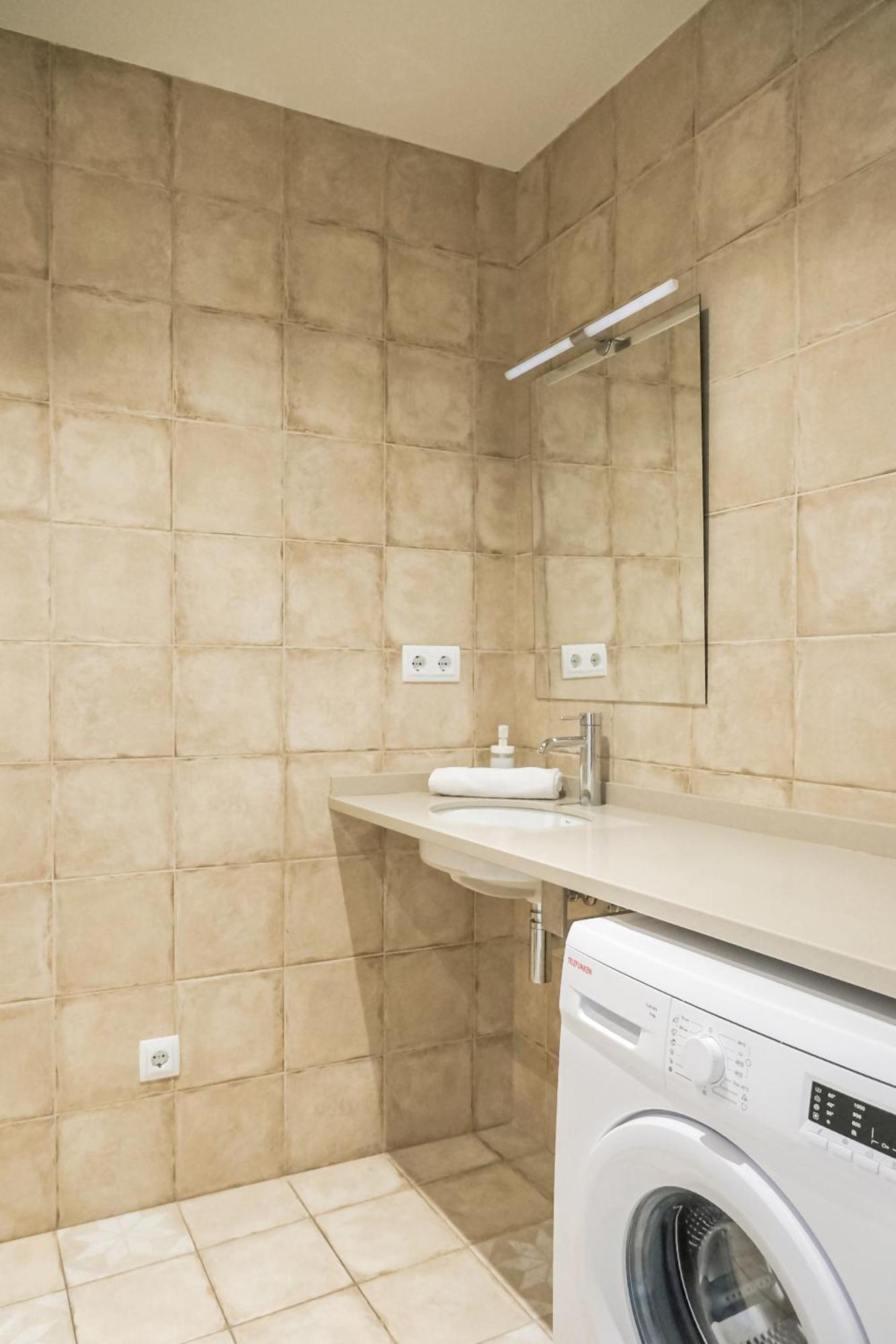 Can Cintet 21Nuevo Apartamento Moderno En Besalú Exterior foto