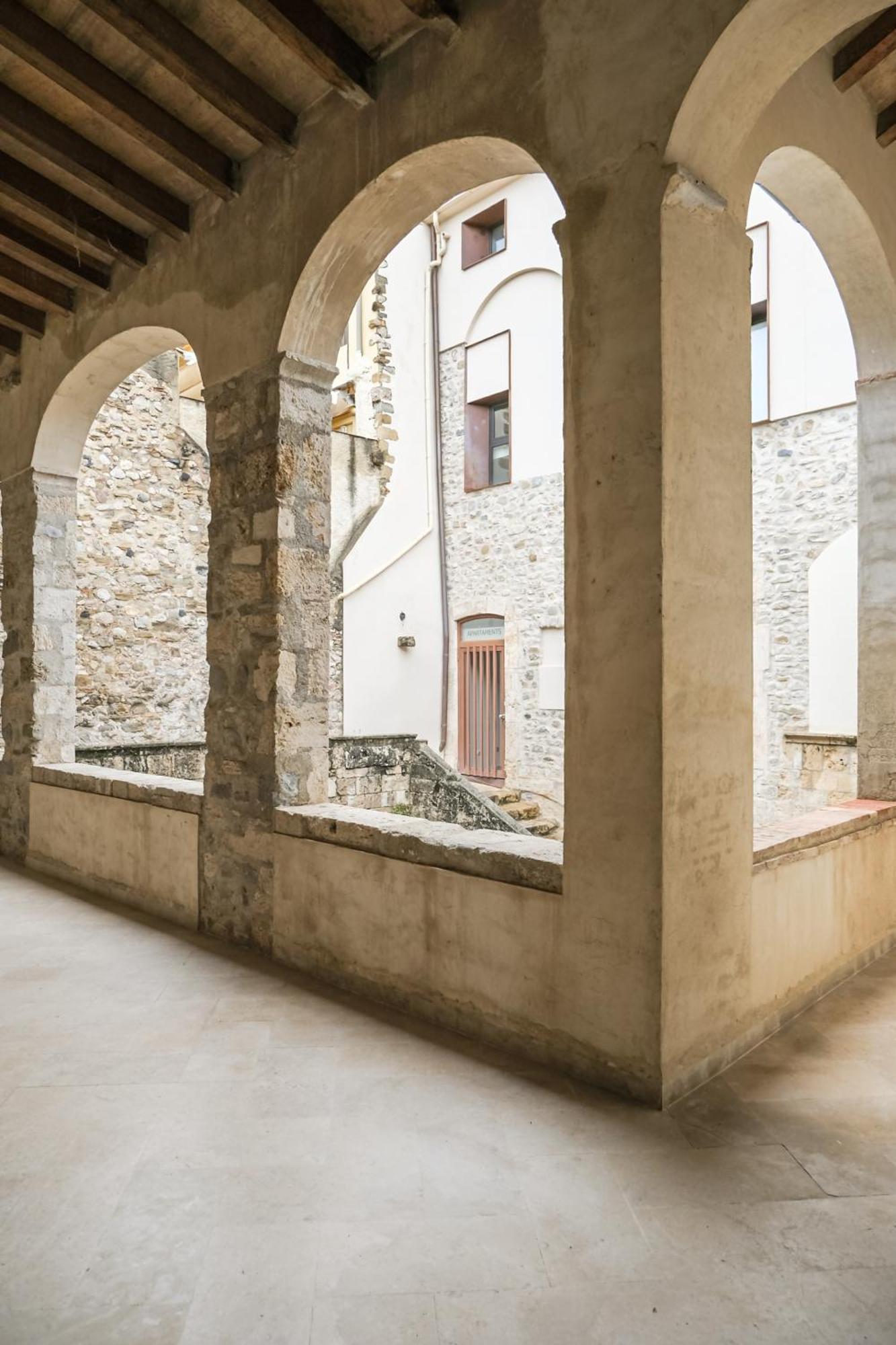 Can Cintet 21Nuevo Apartamento Moderno En Besalú Exterior foto