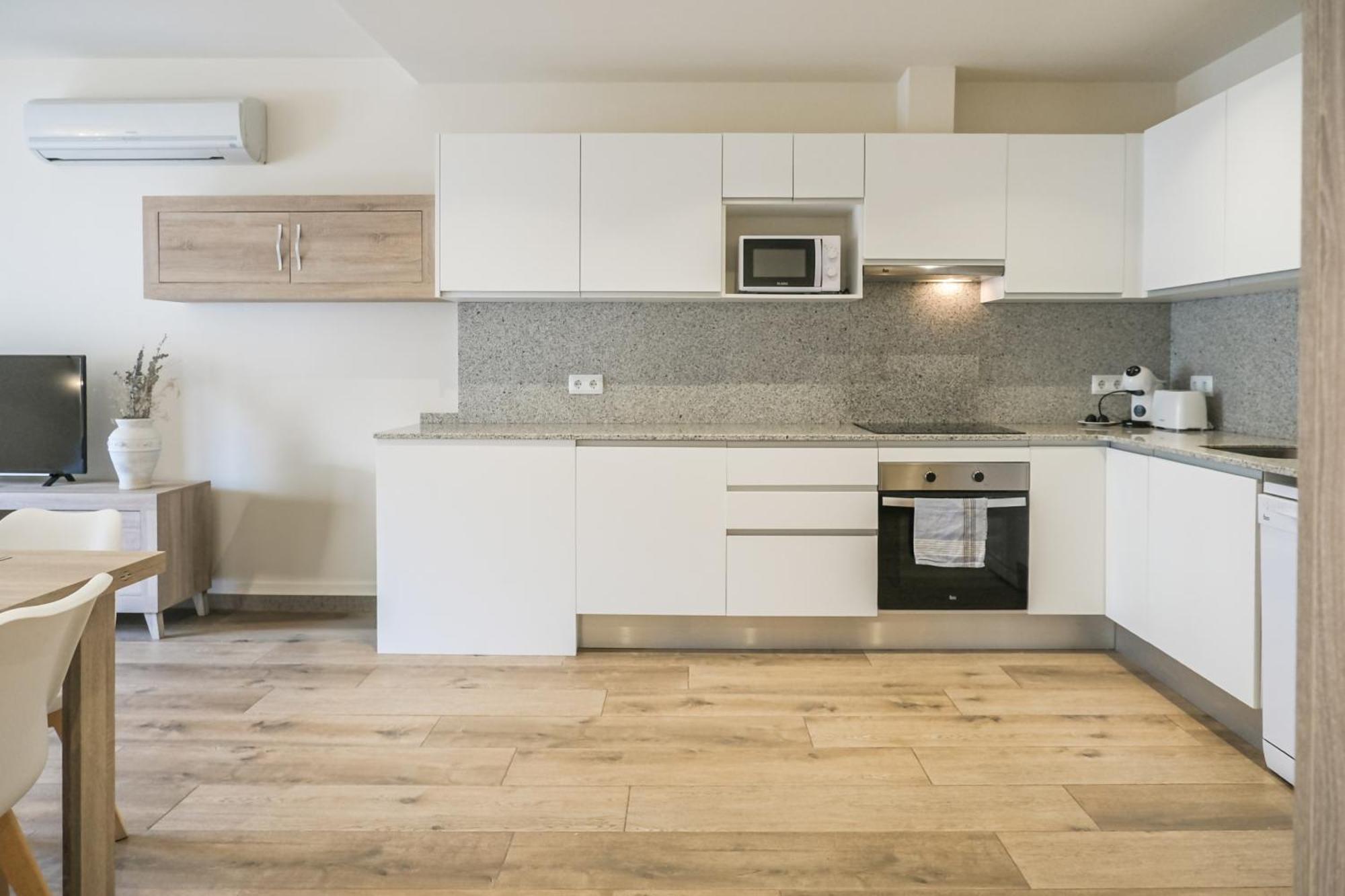 Can Cintet 21Nuevo Apartamento Moderno En Besalú Exterior foto